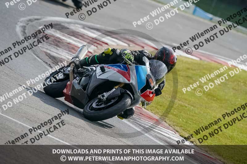 donington no limits trackday;donington park photographs;donington trackday photographs;no limits trackdays;peter wileman photography;trackday digital images;trackday photos